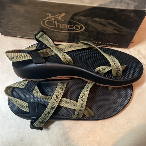 Z2 classic Chacos - men’s New green black main image 6